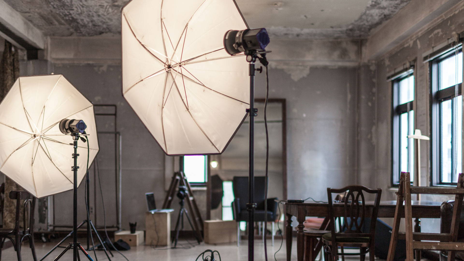 How-to Set Up Your DIY Product Photography Studio